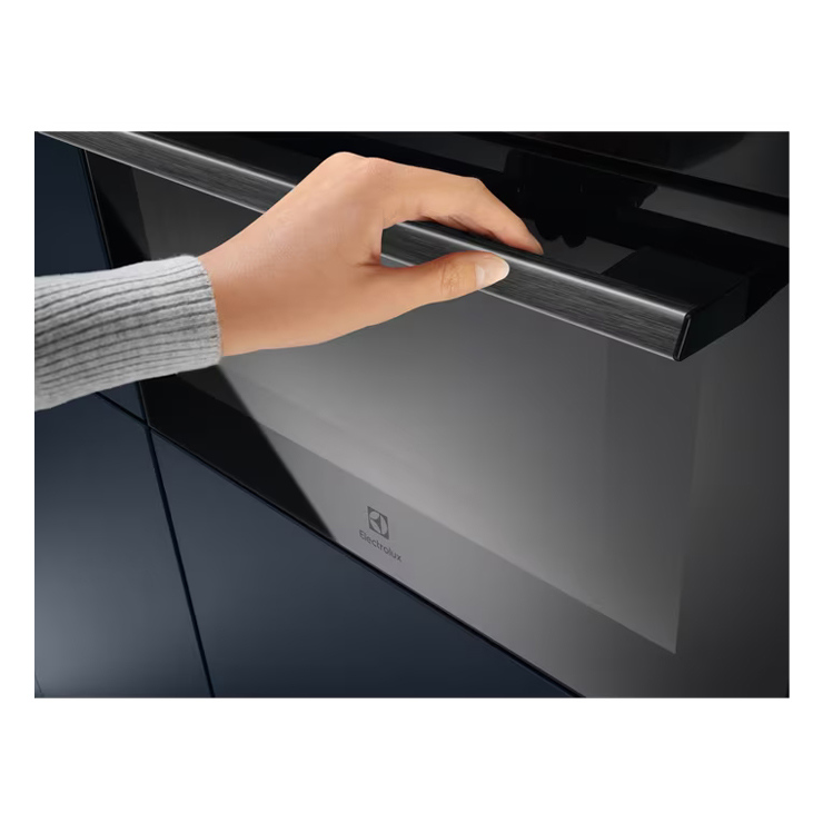 Компактный духовой шкаф Electrolux EVL8E08Z 10
