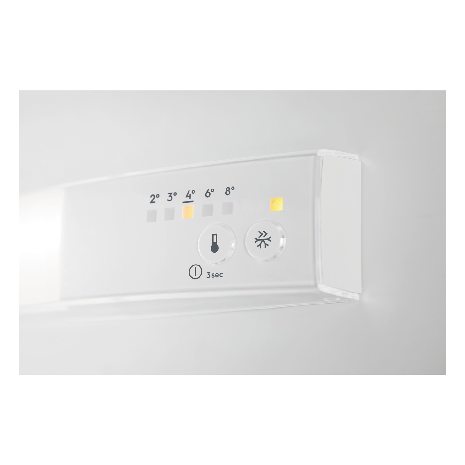 Холодильник Electrolux LFB3AE82R 2