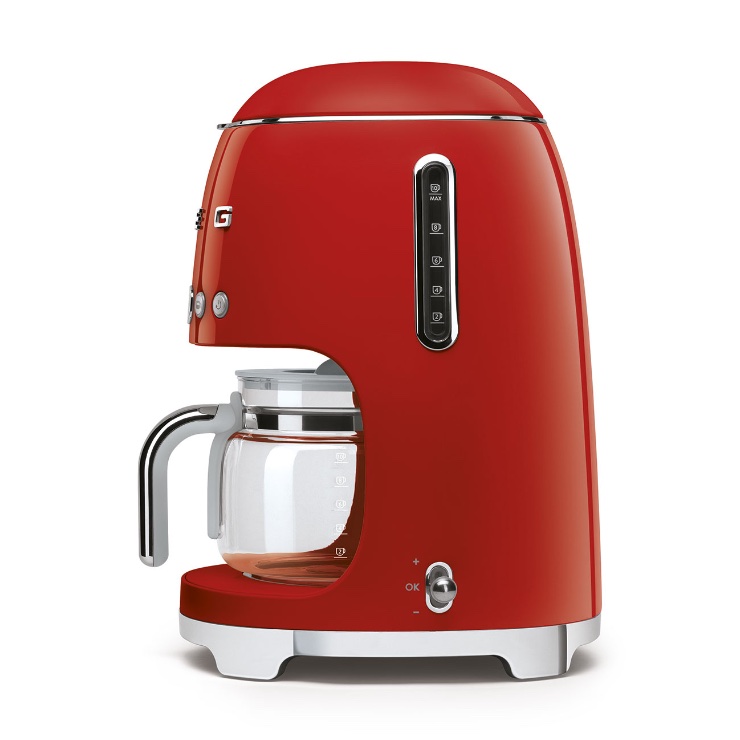 Кофеварка капельная Smeg DCF02RDEU 3