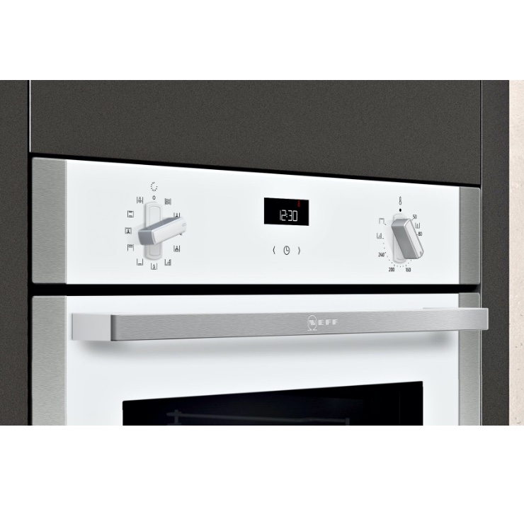 Электрический духовой шкаф NEFF B1ACE3FW0R 3