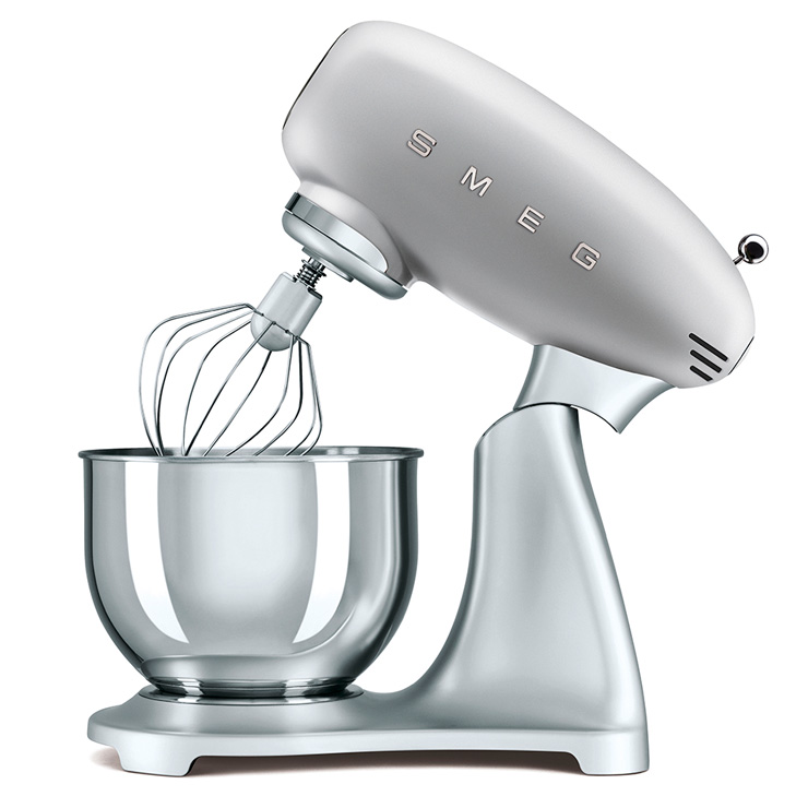 Миксер планетарный Smeg SMF01SVEU 3