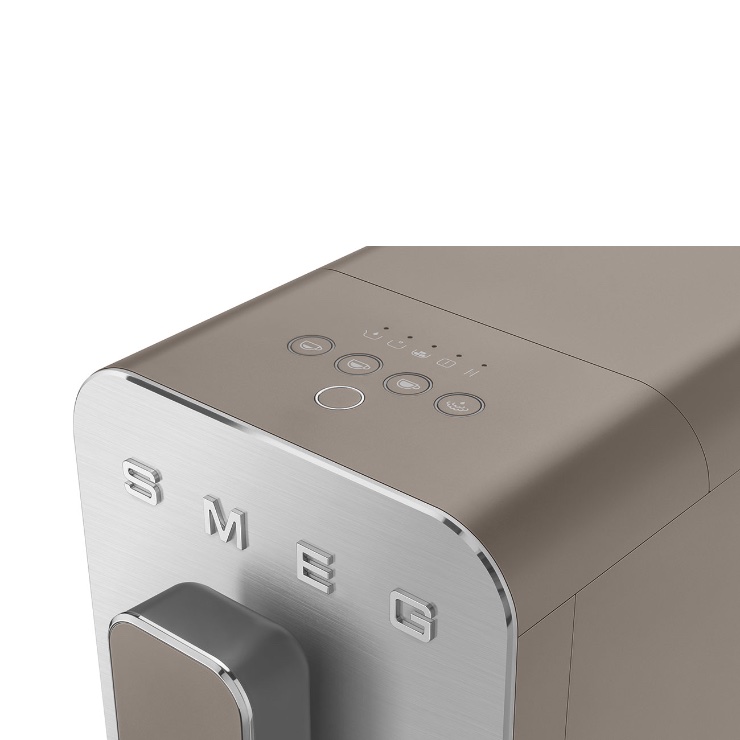 Кофемашина Smeg BCC02TPMEU 4