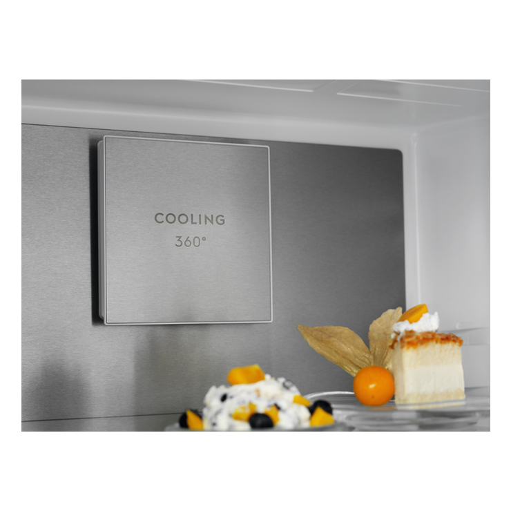 Холодильник Electrolux LNT7ME34K1 9