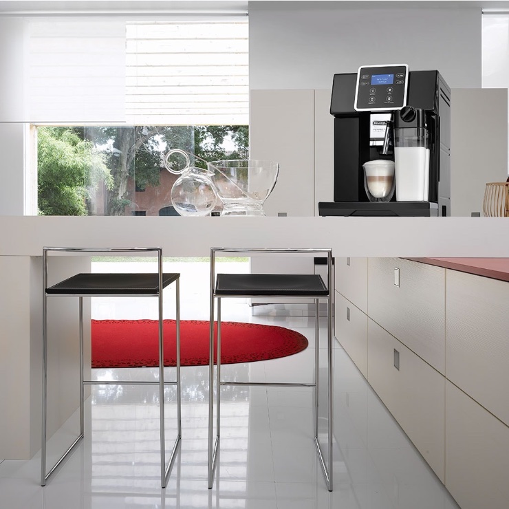 Кофемашина DeLonghi Perfecta Evo ESAM420.40.B 2
