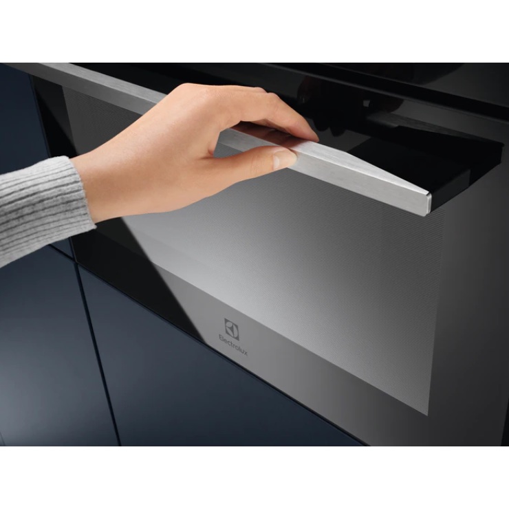 Компактный духовой шкаф Electrolux VKL8E08WX 2