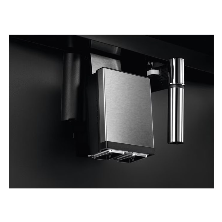 Встраиваемая кофемашина Electrolux KBC85Z 5