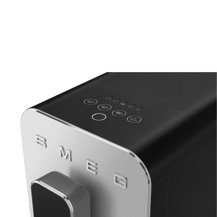 Кофемашина Smeg BCC02BLMEU 4