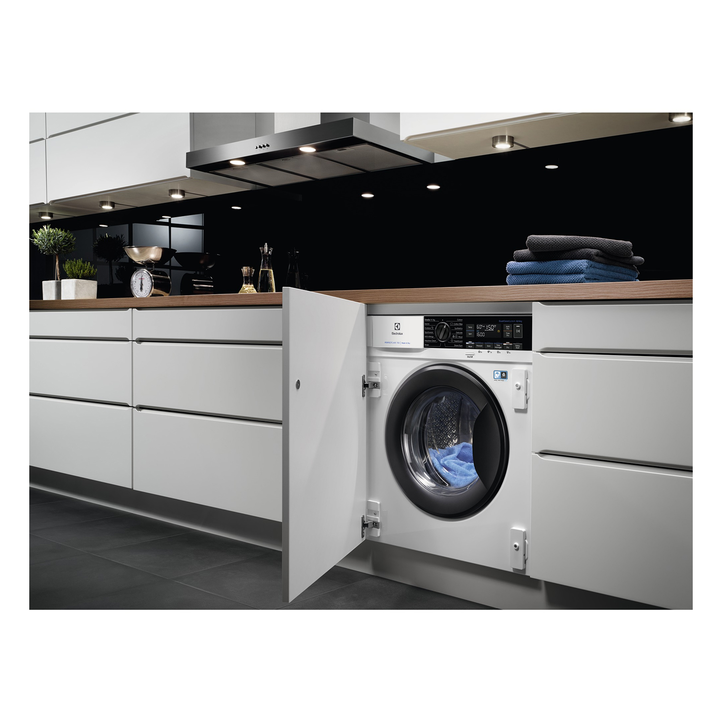 Встраиваемая cтирально-сушильная машина с фронтальной загрузкой Electrolux EW7WN368SPI 3