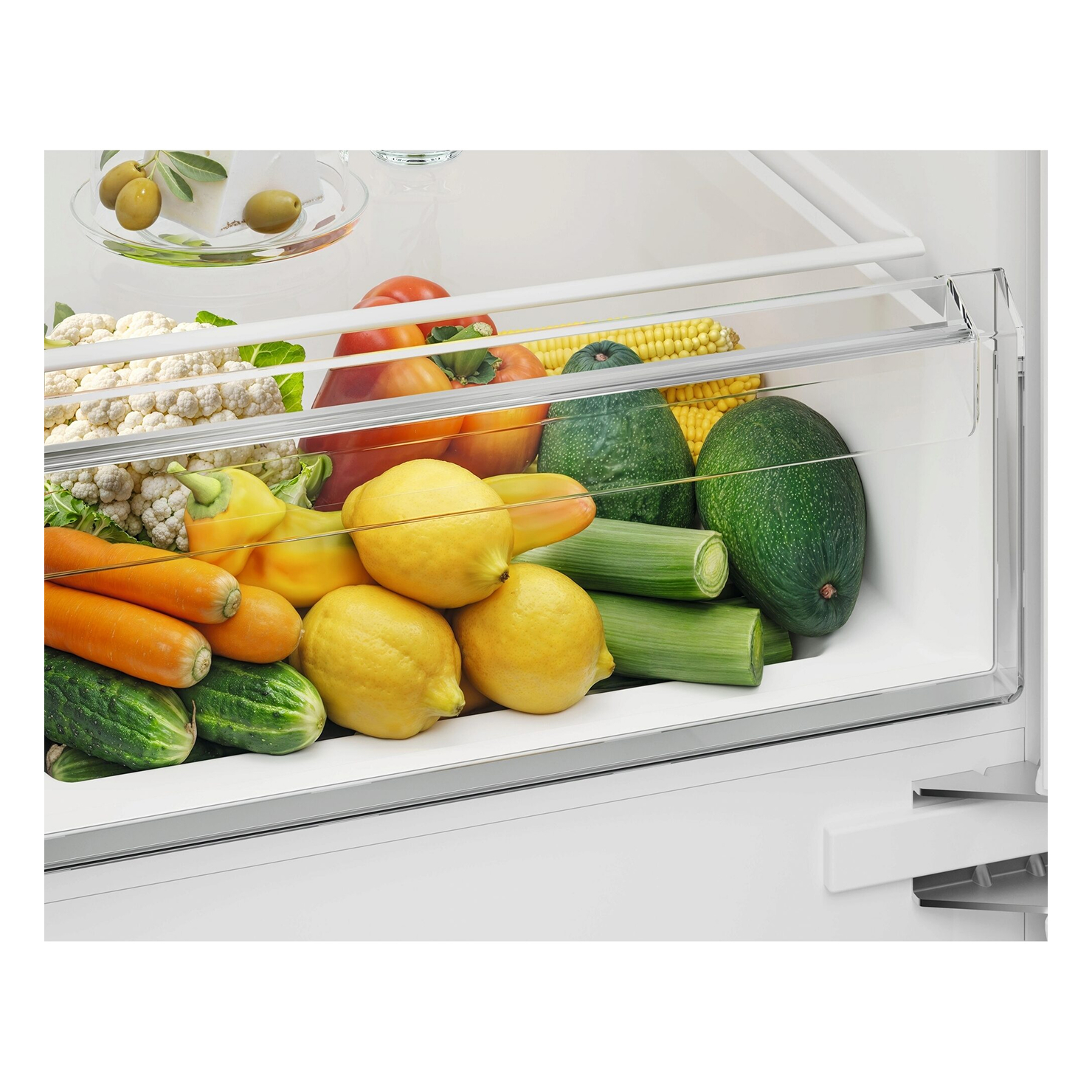 Холодильник Electrolux ENS3SE18S 3