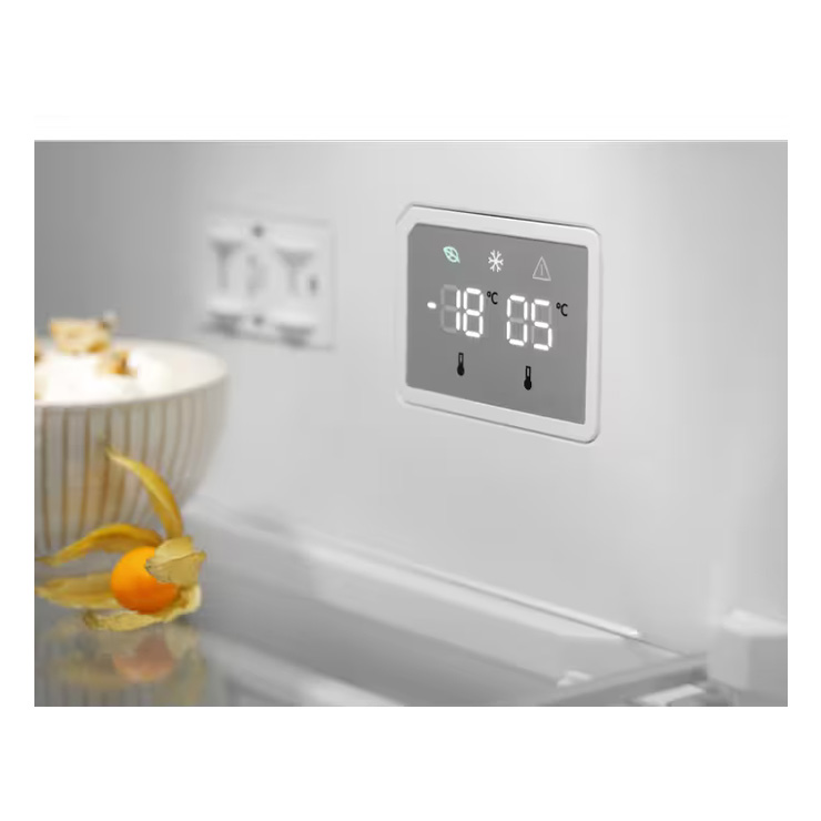 Холодильник Electrolux LNT7ME36K2 3