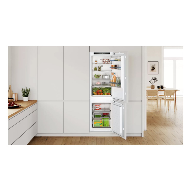 Холодильник Bosch KIN86VFE0 2