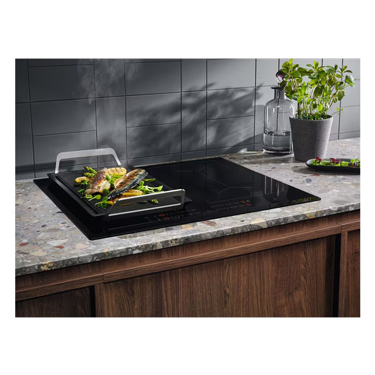 Индукционная панель Electrolux CIV644 4