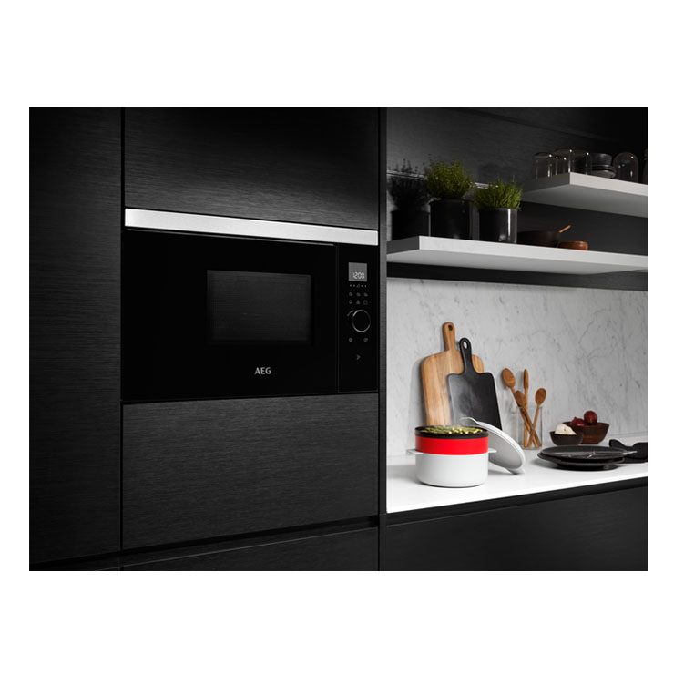 Микроволновая печь встраиваемая AEG MBB1756SEM 4